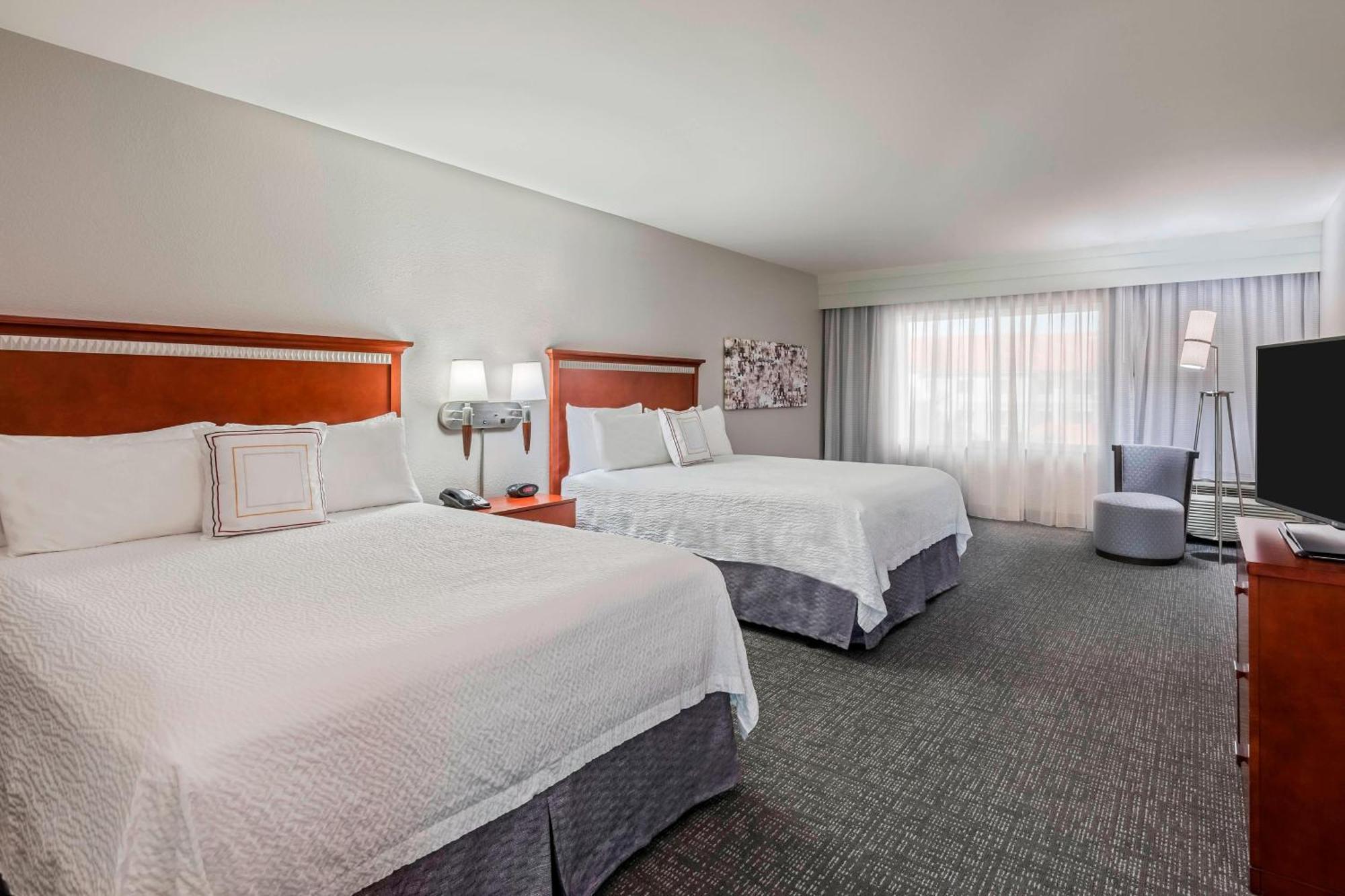 Courtyard Fort Myers At I-75 And Gulf Coast Town Center Estero Exteriör bild
