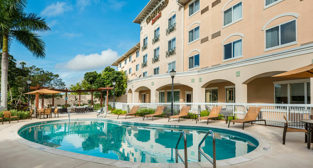 Courtyard Fort Myers At I-75 And Gulf Coast Town Center Estero Exteriör bild